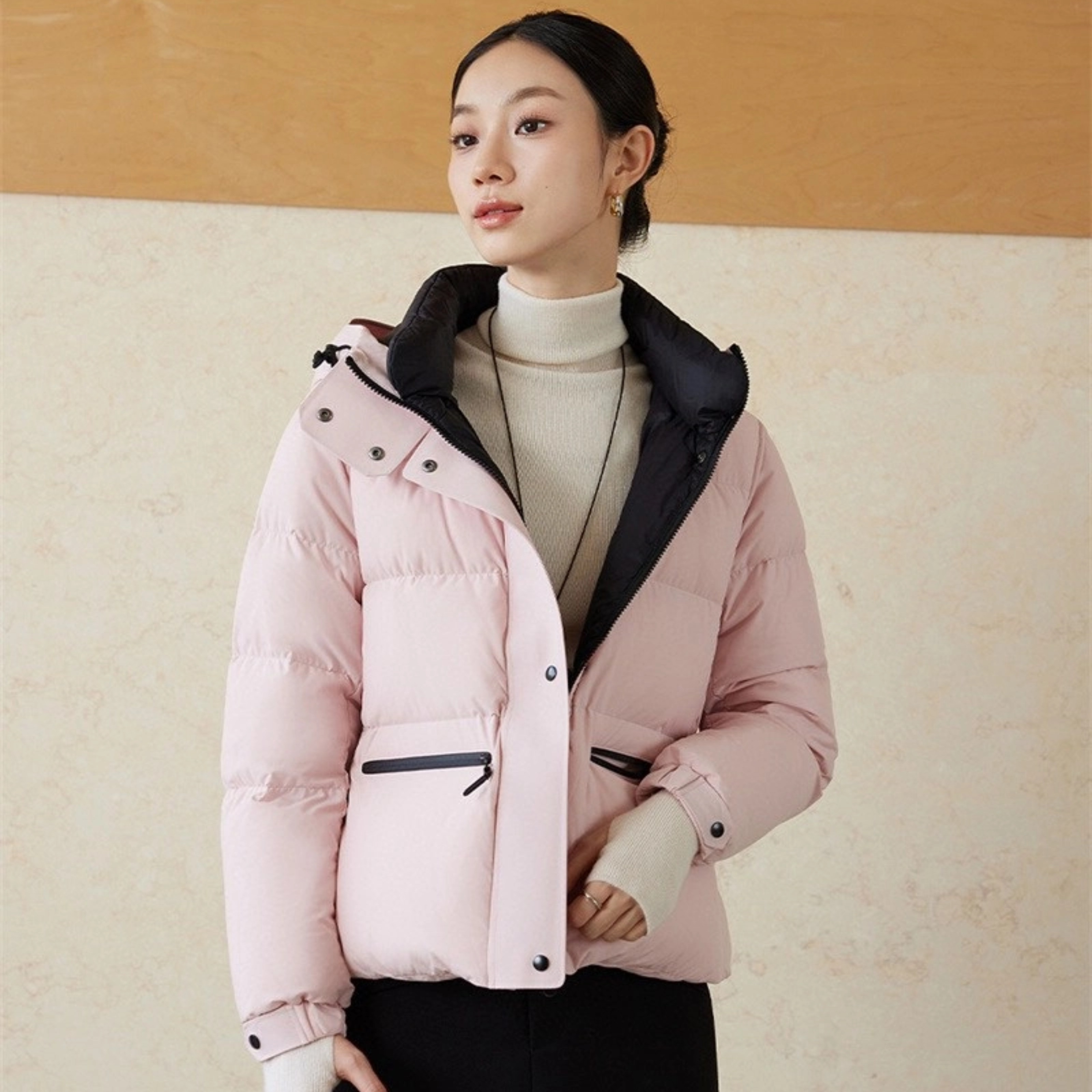 东丽带帽都市户外羽绒服